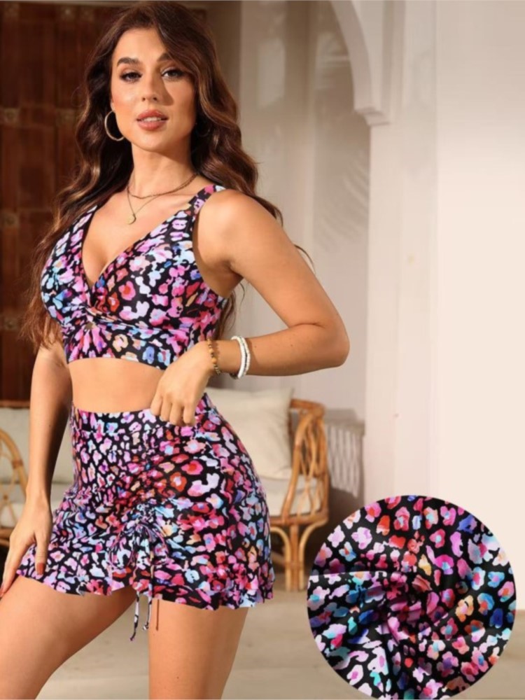 Suits - Moda Praia Feminina: Novo Conjunto de