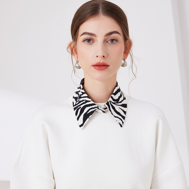 Gola Falsa Decorativa de Suéte - Shirts avaliação e preço